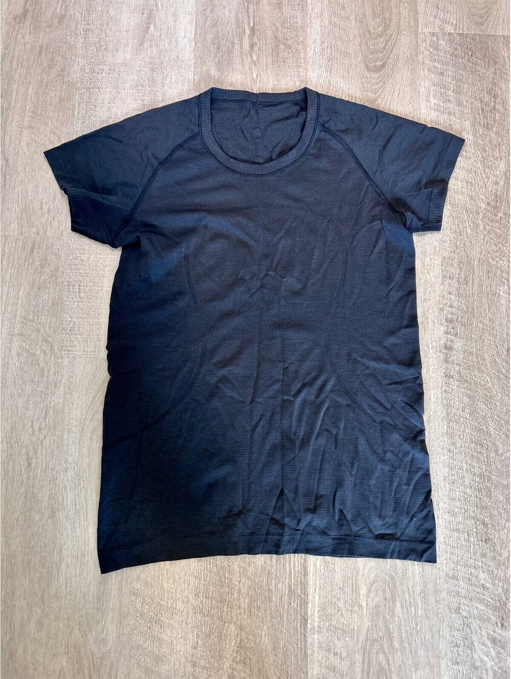 lululemon Swiftly Tech 2.0 Short Sleeve Shirt Black Size 10 Athletic Run Crew
